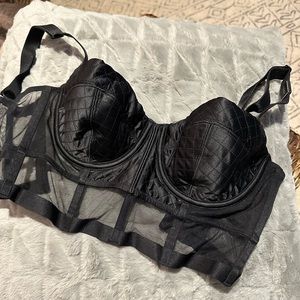 Victoria Secret bustier bra in 34C